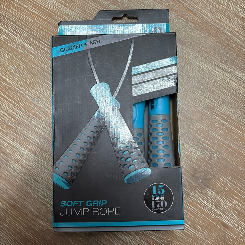 New In Box TKO Soft Grip Jump Rope